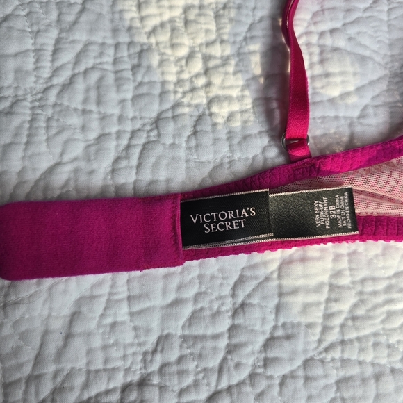 Victoria's Secret Very Sexy Pink Push-up Bra 32B - Picture 10 of 12